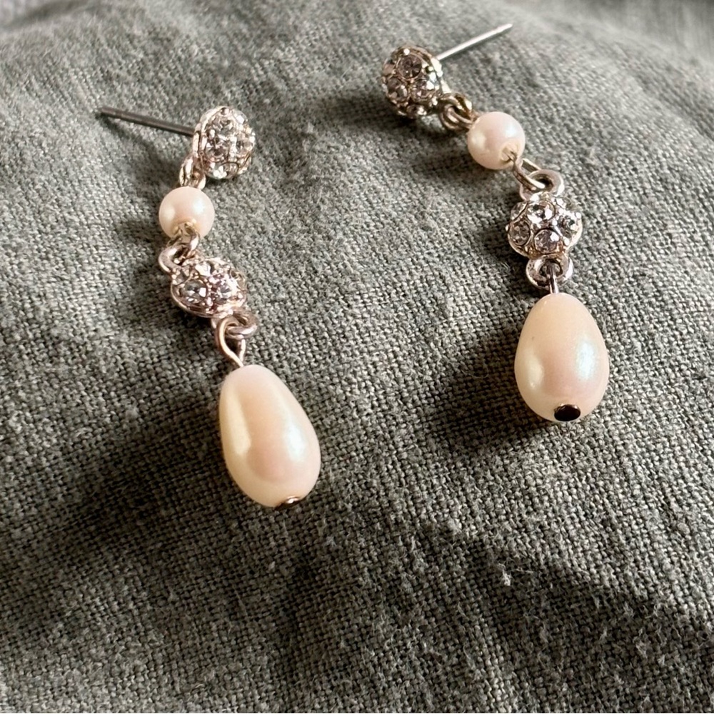 Pearl Droplet Crystal Dangle Earrings